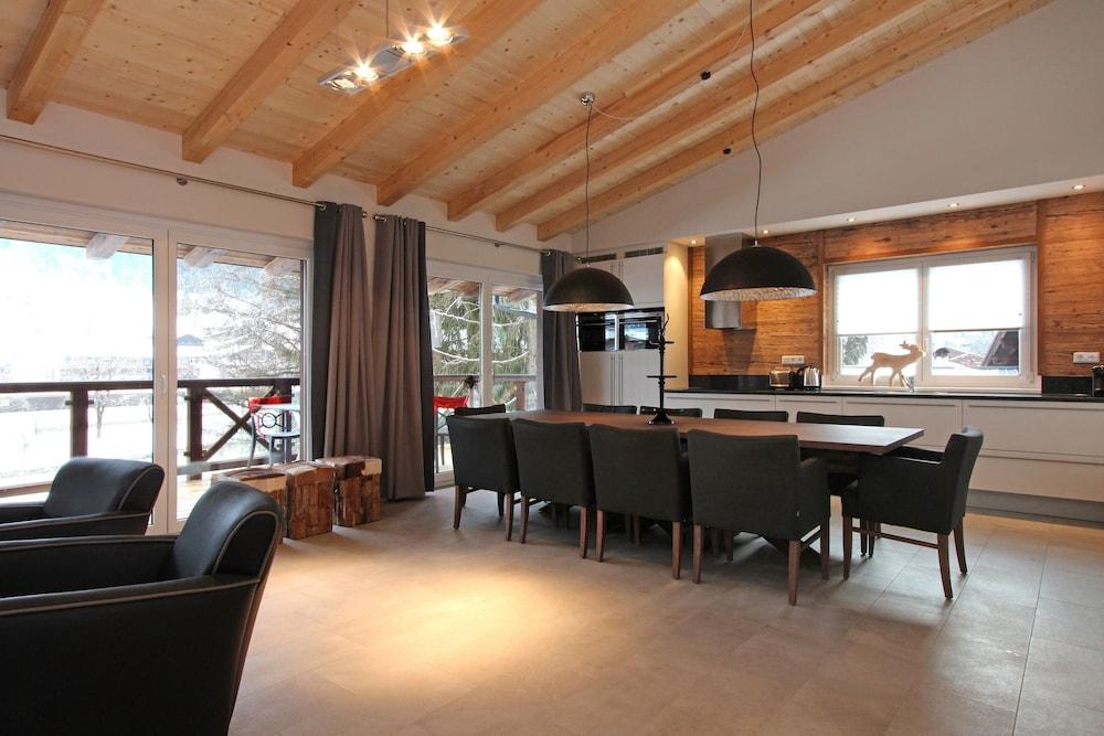 Aparthotel Avenida Mountain 4*