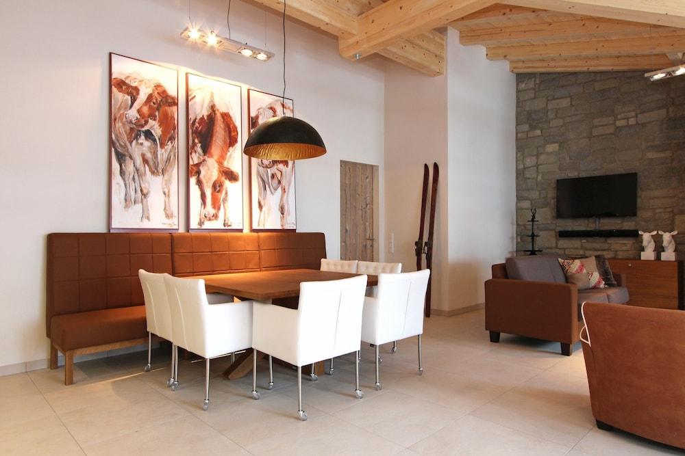Avenida Mountain Aparthotel 4*